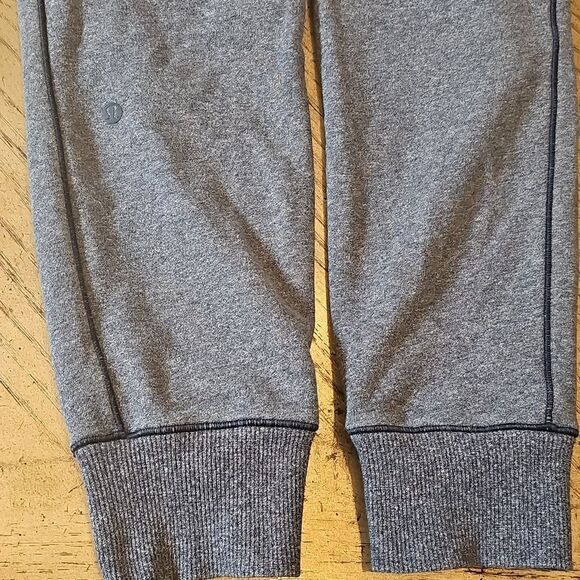 Lululemon heather blue jogger sweatpants size 4 - Picture 15 of 16